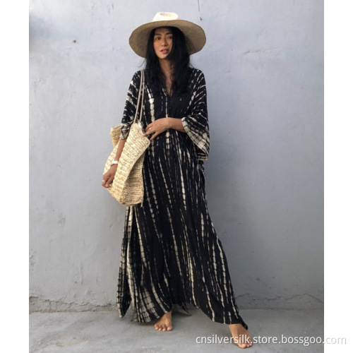Modische Bedeckung up Strand Kimono